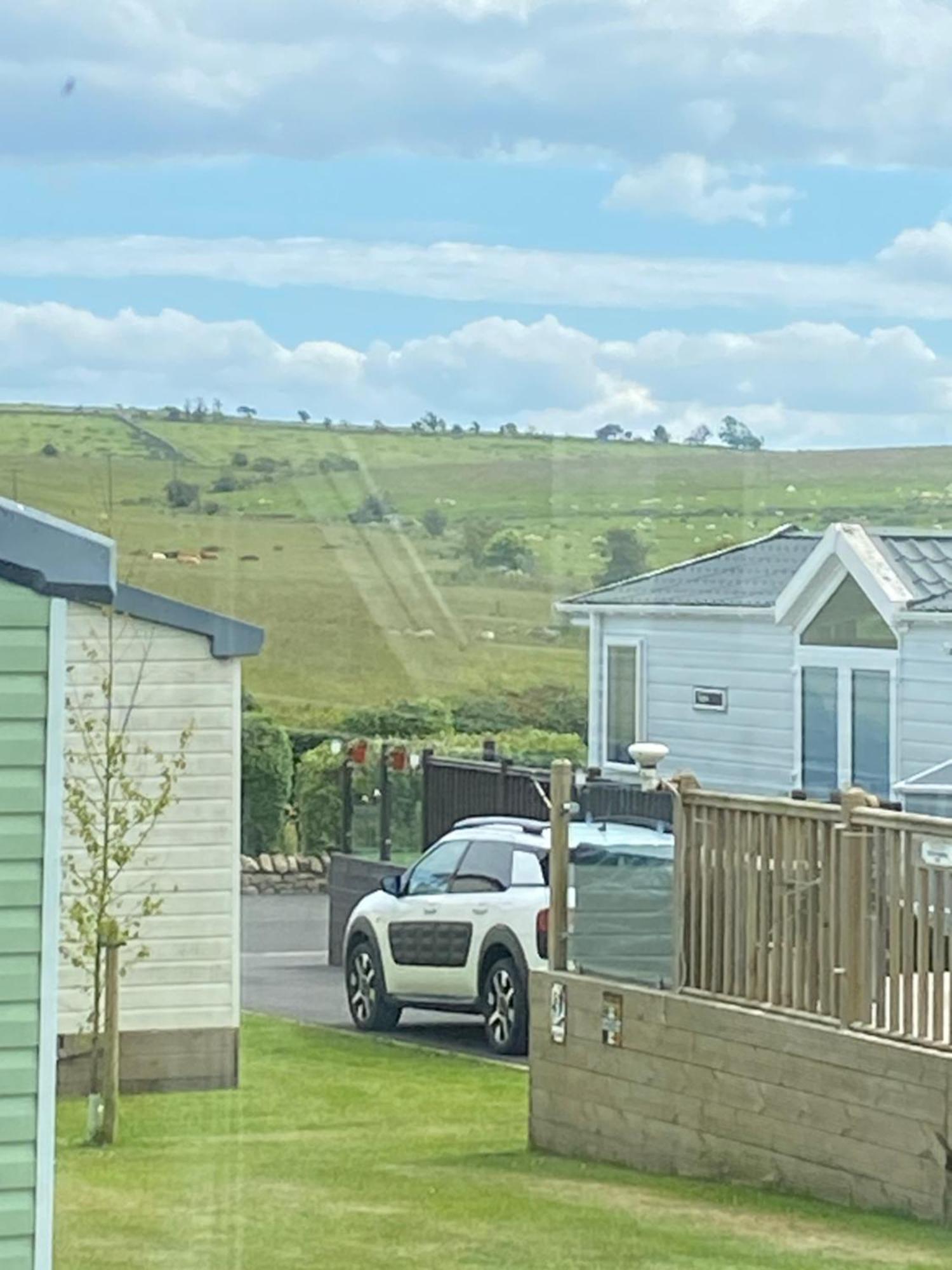 19 Forest Views * Plumbland
